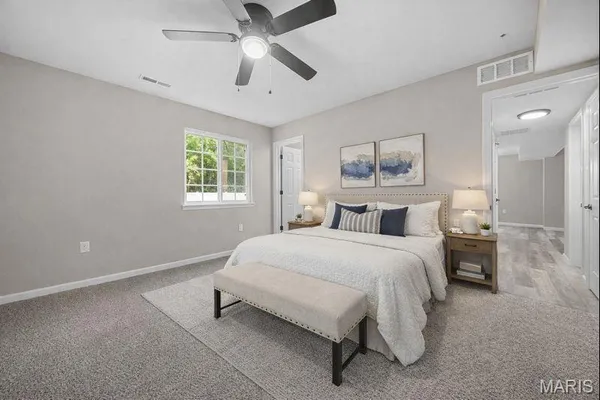 $332,200 | 203 Jimmy H Drive, Jonesburg, MO 63351