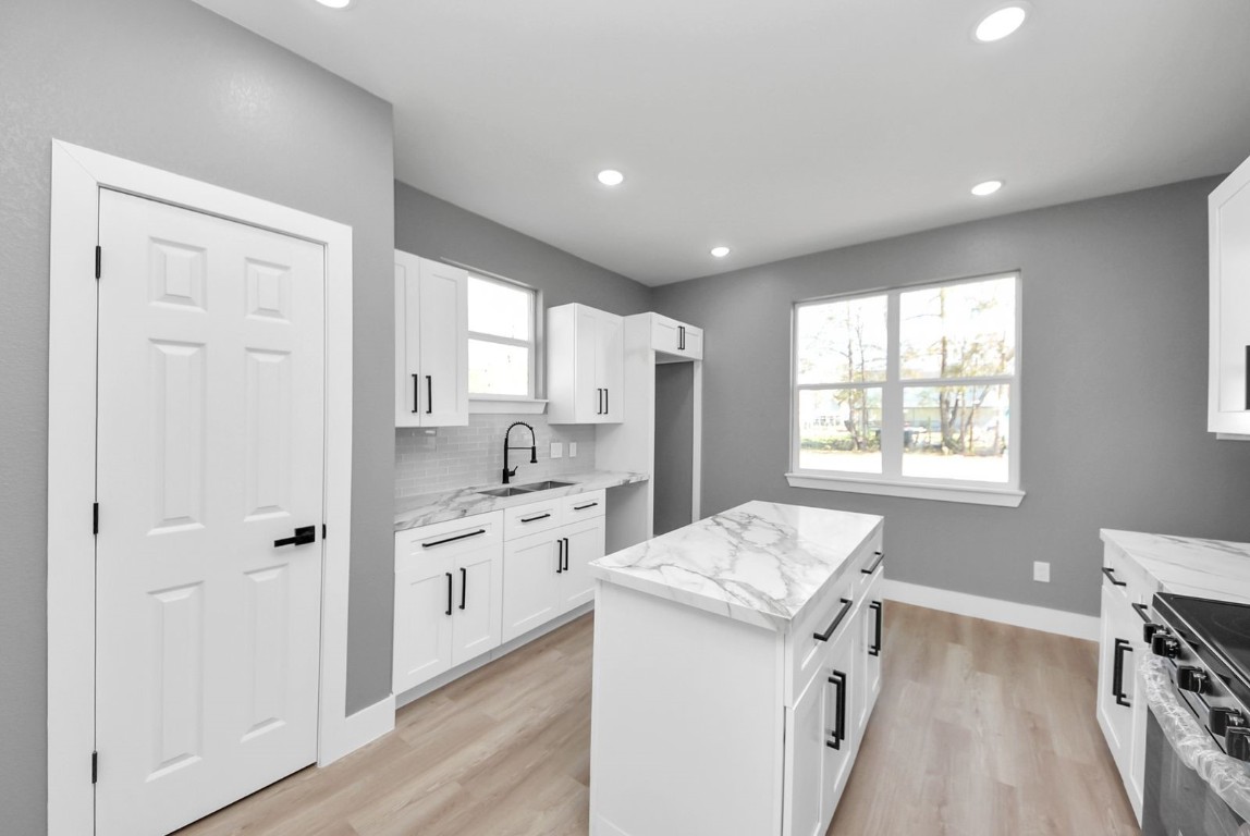 17121 Spindle Oaks Drive Conroe, TX 77385 - Photo 11 of 29