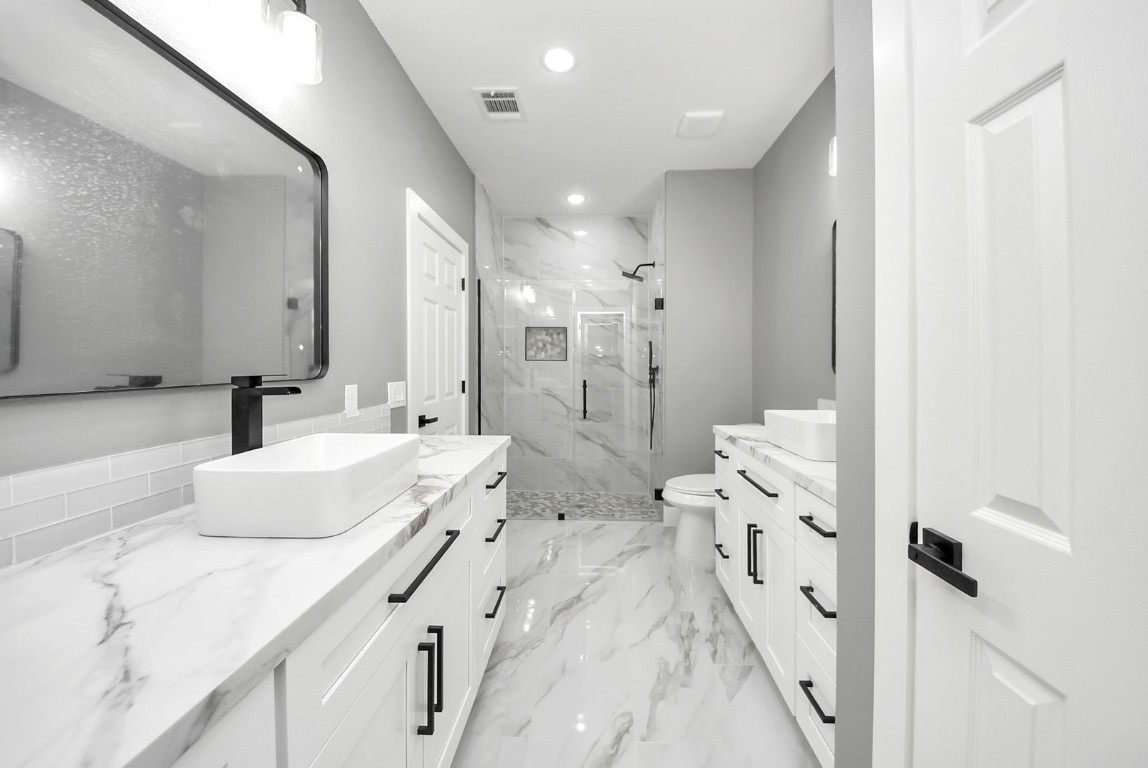 17121 Spindle Oaks Drive Conroe, TX 77385 - Photo 16 of 29