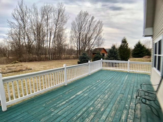 746 Cumberland Head Road Plattsburgh, NY 12901 - Photo 5 of 30 Gallery Image 5