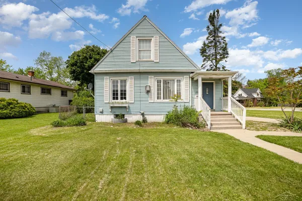 $115,900 | 2015 South Washington Avenue, Saginaw, MI 48601