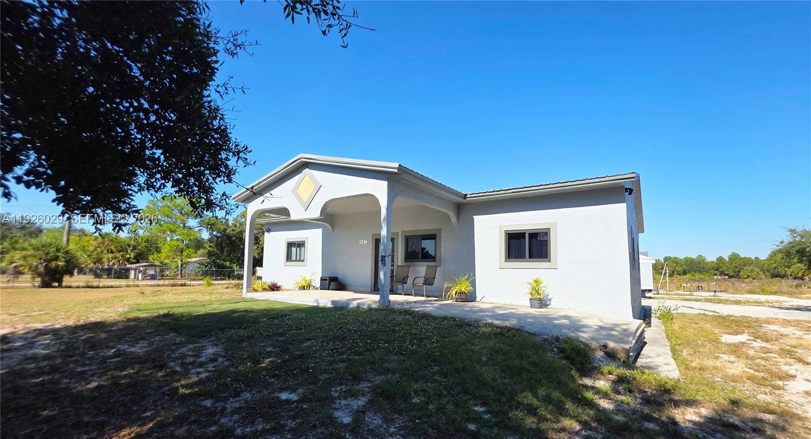 527 Perimeter Road Clewiston, FL 33440 - Photo 4 of 40
