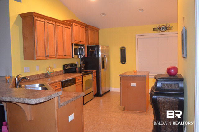 313 Wyatt Court Foley, AL 36535 - Photo 6 of 10
