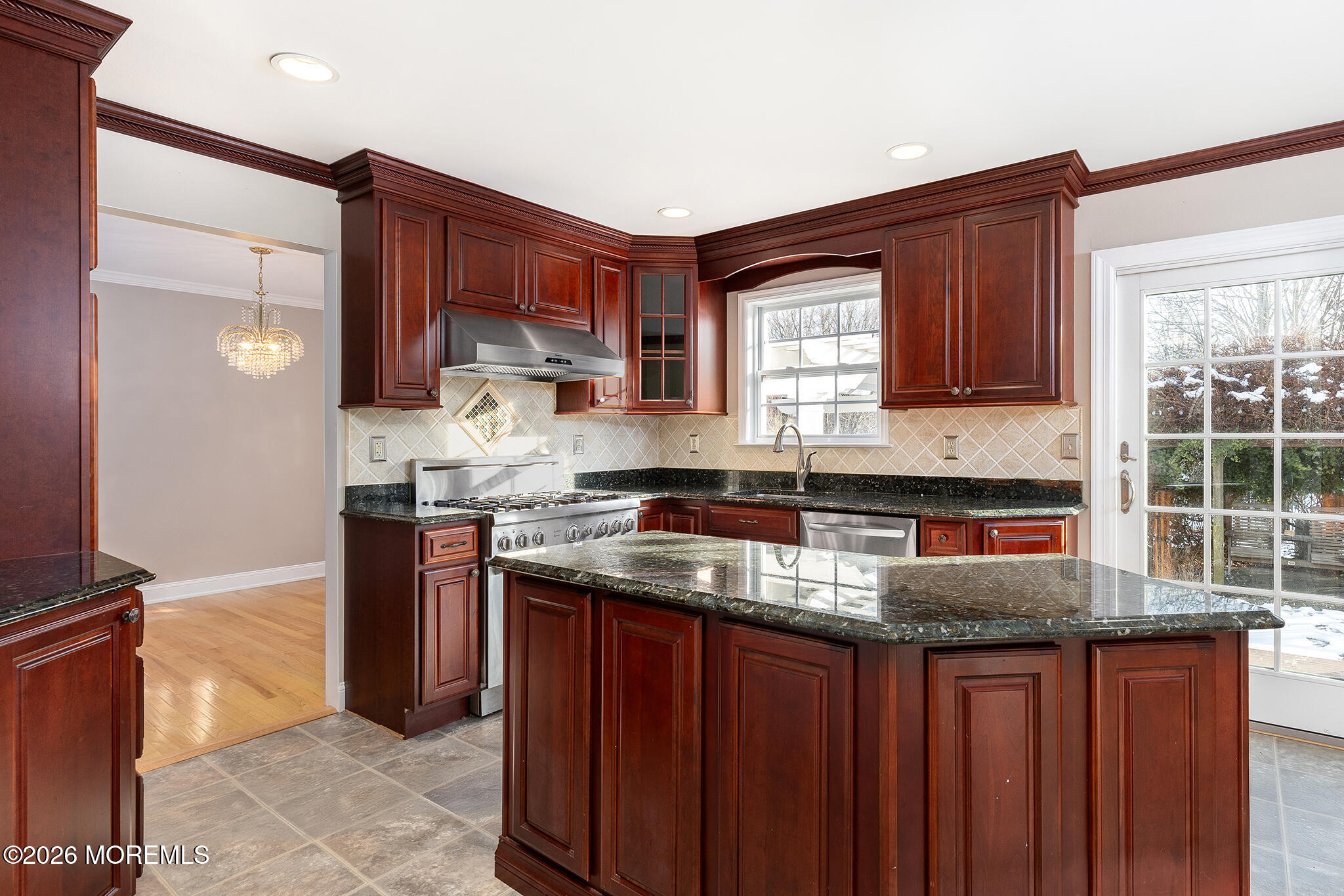 18 Rutgers Drive Howell, NJ 07731 - Photo 12 of 40 2025_12-17_18_Rutgers_Drive_Howell_Jenni