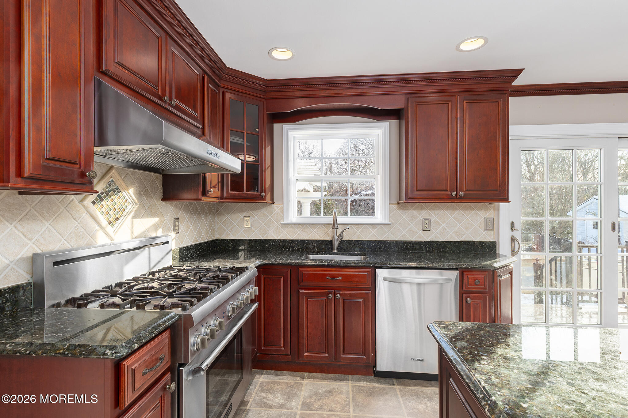 18 Rutgers Drive Howell, NJ 07731 - Photo 14 of 40 2025_12-17_18_Rutgers_Drive_Howell_Jenni