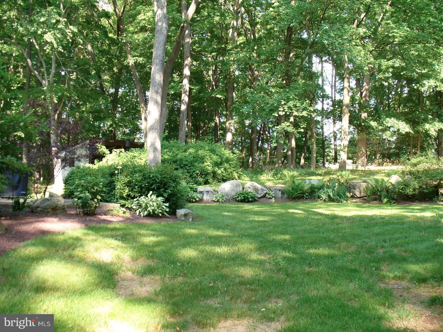 135 Reller Road Green Lane, PA 18054 - Photo 20 of 25 View in Back