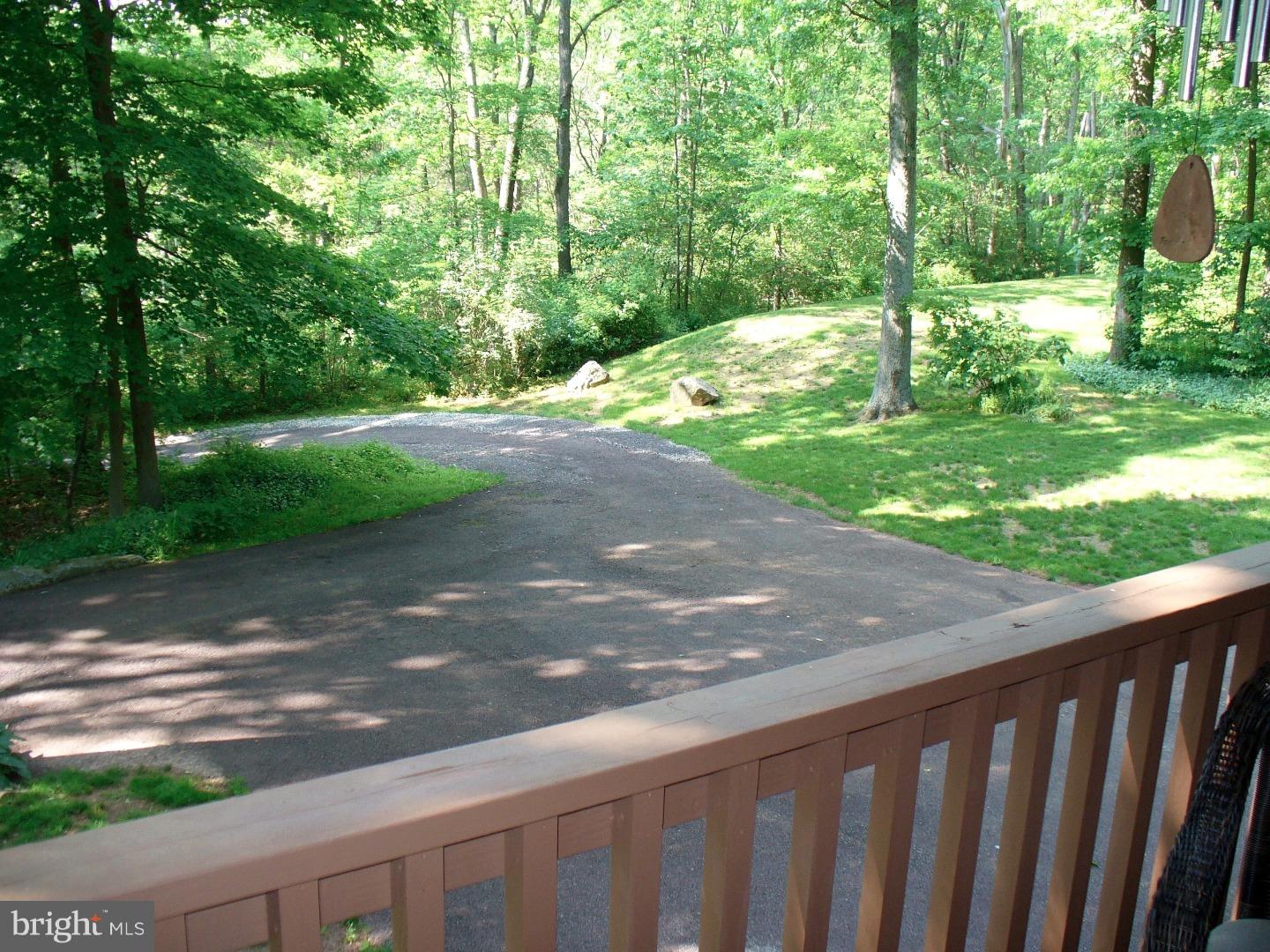 135 Reller Road Green Lane, PA 18054 - Photo 10 of 25 Deck