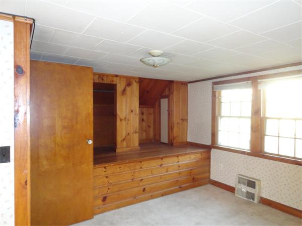 33 Barre Paxton Road Rutland, MA 01543 - Photo 13 of 17