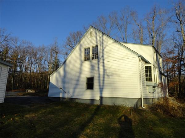 33 Barre Paxton Road Rutland, MA 01543 - Photo 3 of 17