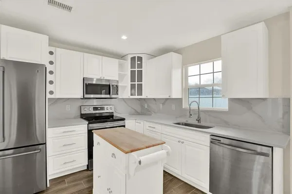 $2,500 | 1910 East Wilder Avenue, Tampa, FL 33610