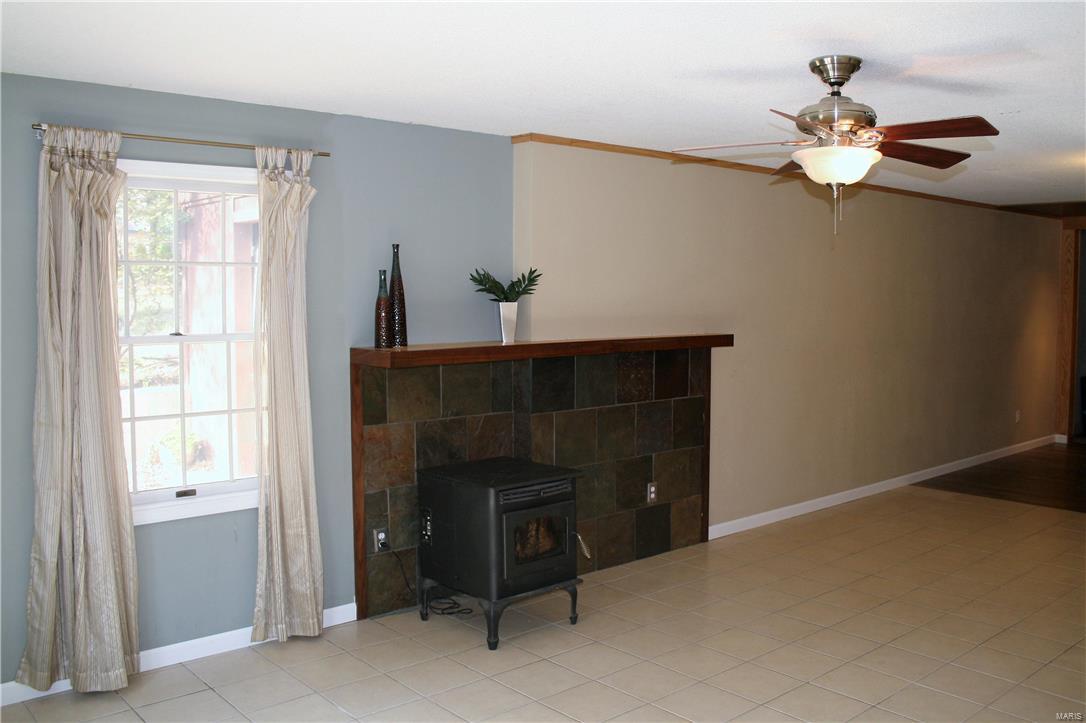 755 Schwarz Road Edwardsville, IL 62025 - Photo 20 of 30 Gallery Image 20