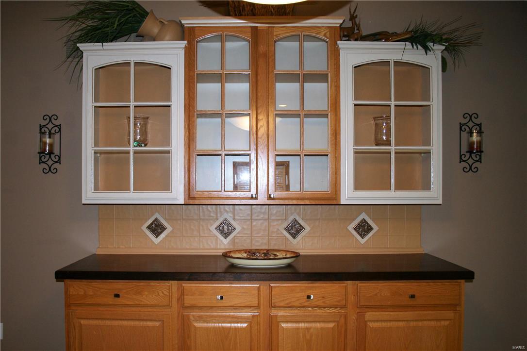 755 Schwarz Road Edwardsville, IL 62025 - Photo 6 of 30 Gallery Image 6