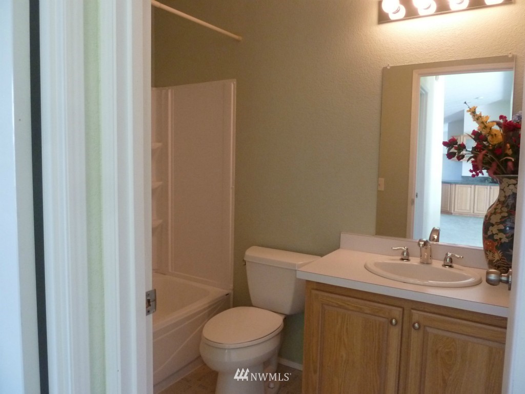 4414 180th Way Southwest Rochester, WA 98579 - Photo 8 of 15