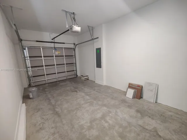 $2,400 | 5860 Agostino Way, Unit 5860, Ave Maria, FL 34142