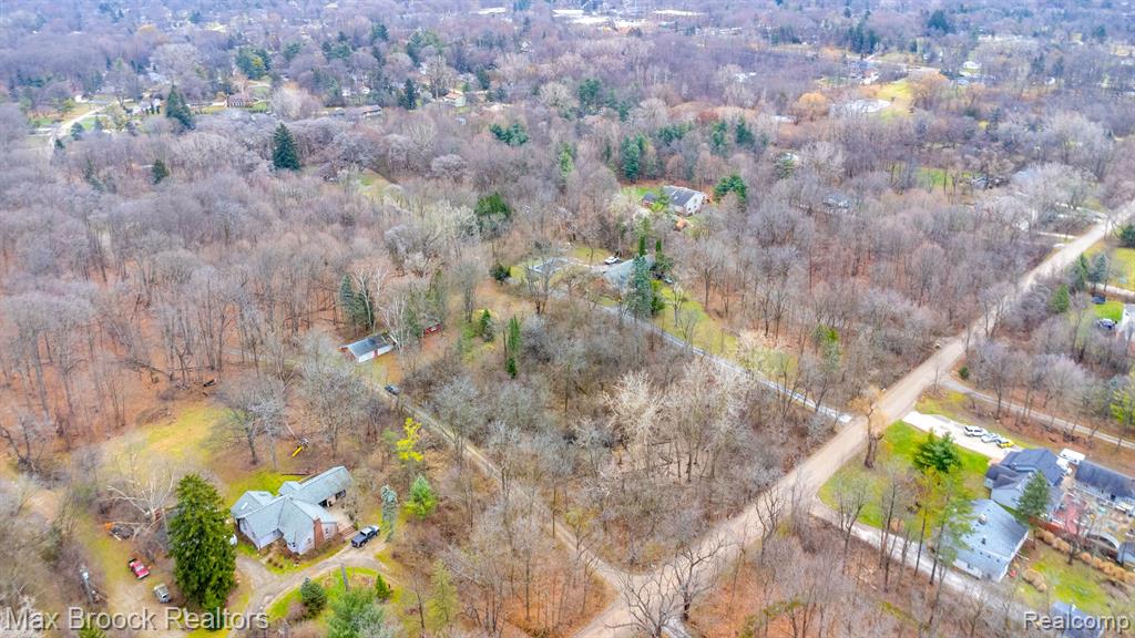26444 Power Road Farmington Hills, MI 48334 - Photo 9 of 23