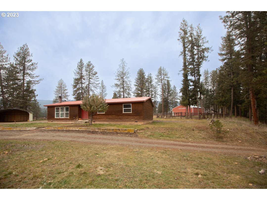75506 Robinson Road Elgin, OR 97827 - Photo 3 of 35 Gallery Image 3