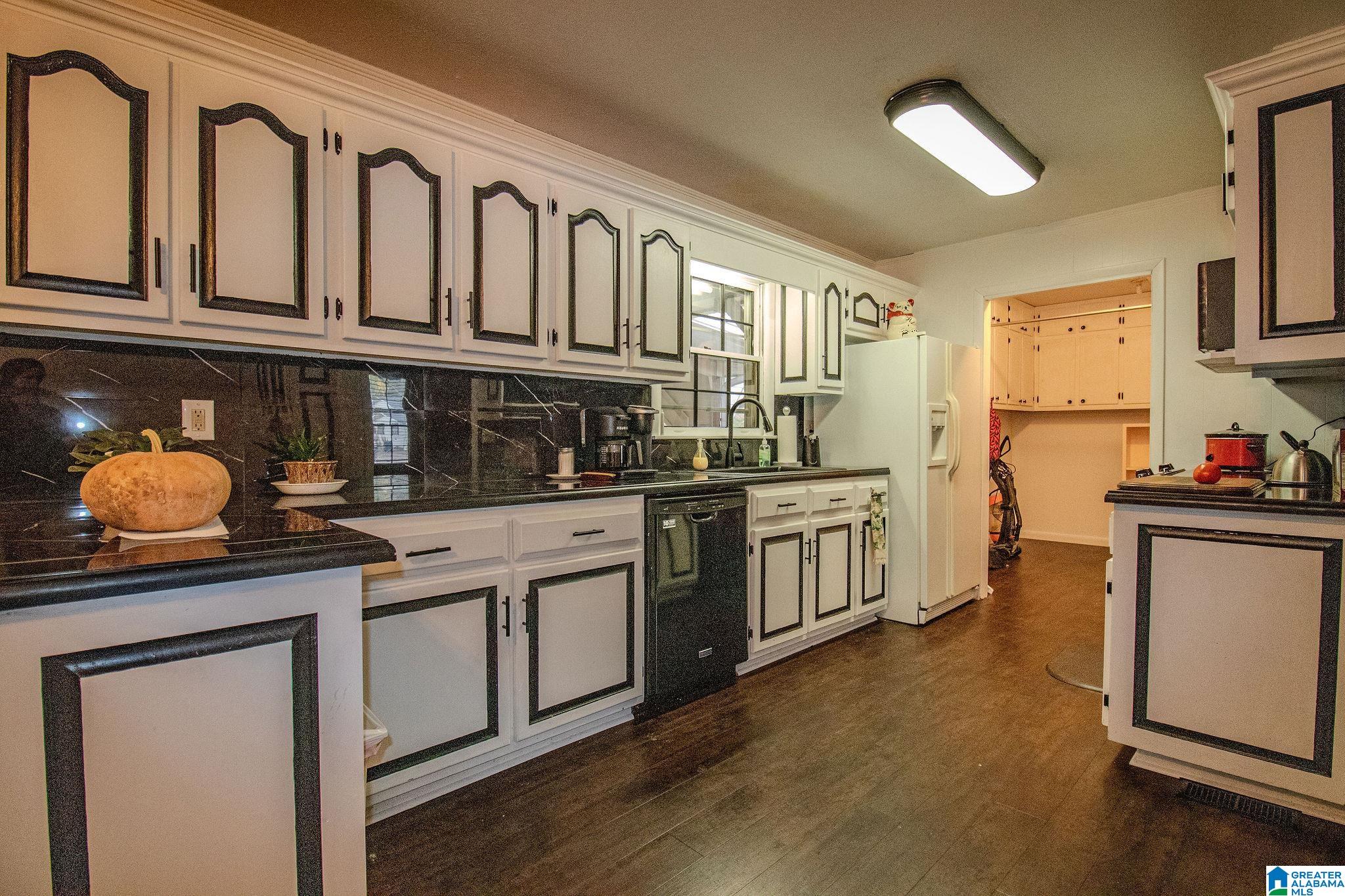1304 Robertson Road Anniston, AL 36207 - Photo 12 of 43