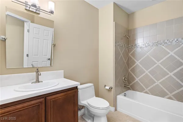 $415,000 | 21 Via Mantova, Unit 3, Henderson, NV 89011