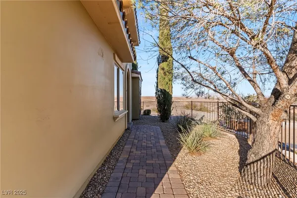 $415,000 | 21 Via Mantova, Unit 3, Henderson, NV 89011
