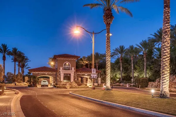 $415,000 | 21 Via Mantova, Unit 3, Henderson, NV 89011