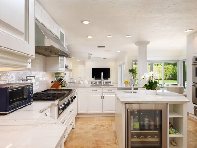 $3,395,000 | 105 Olympus Circle, Jupiter, FL 33477