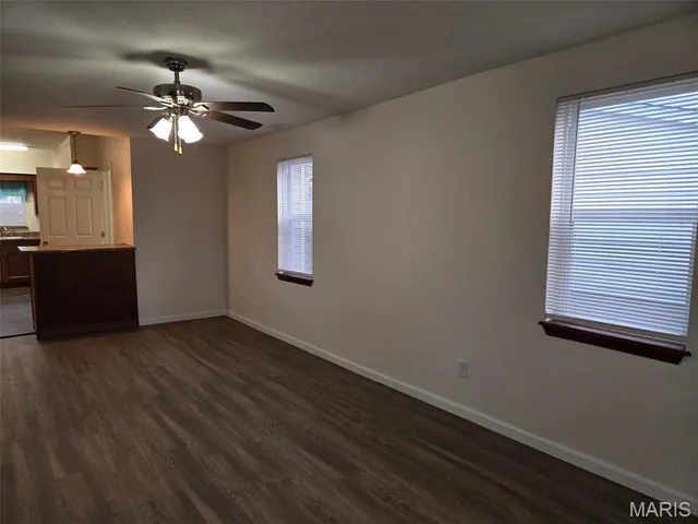 $164,900 | 1571 Jefferson Street, Carlyle, IL 62231