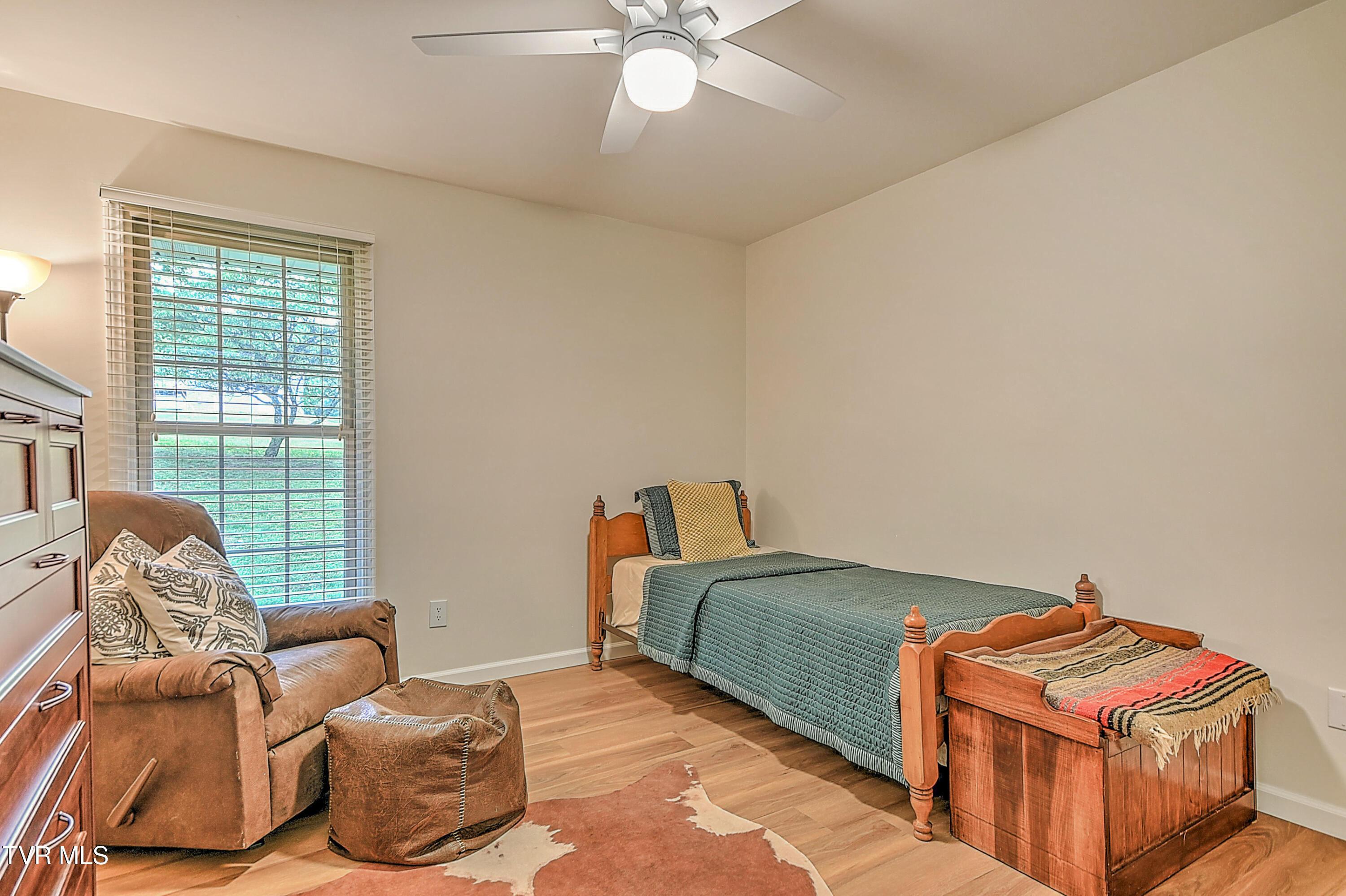 145 Zeb Grindstaff Road Elizabethton, TN 37643 - Photo 42 of 68 145 Zeb Grindstaff JV-43