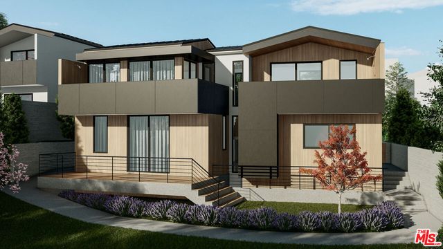 a view of an outdoor space