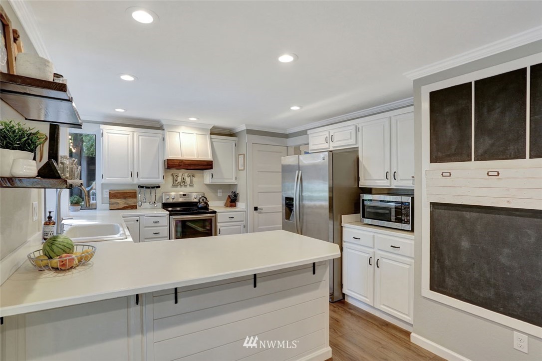 16007 Southeast 169th Place Renton, WA 98058 - Photo 14 of 37 Gallery Image 14