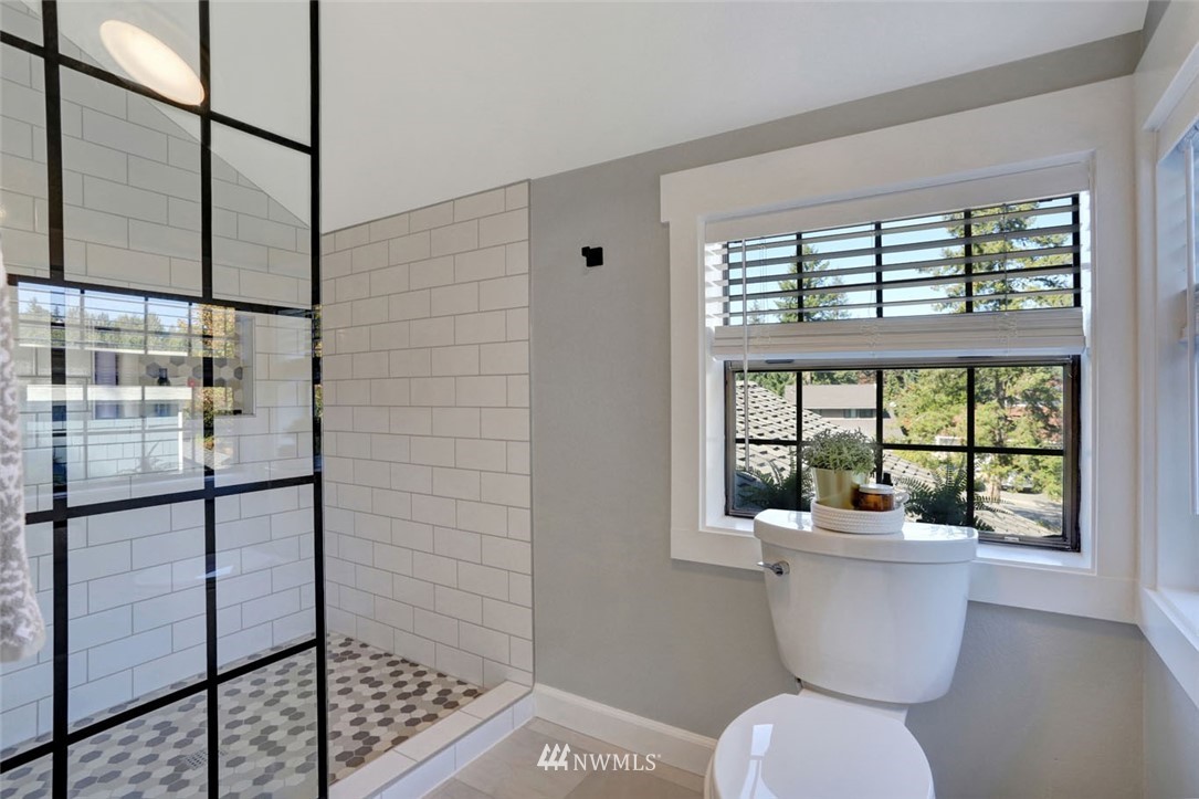 16007 Southeast 169th Place Renton, WA 98058 - Photo 24 of 37 Gallery Image 24