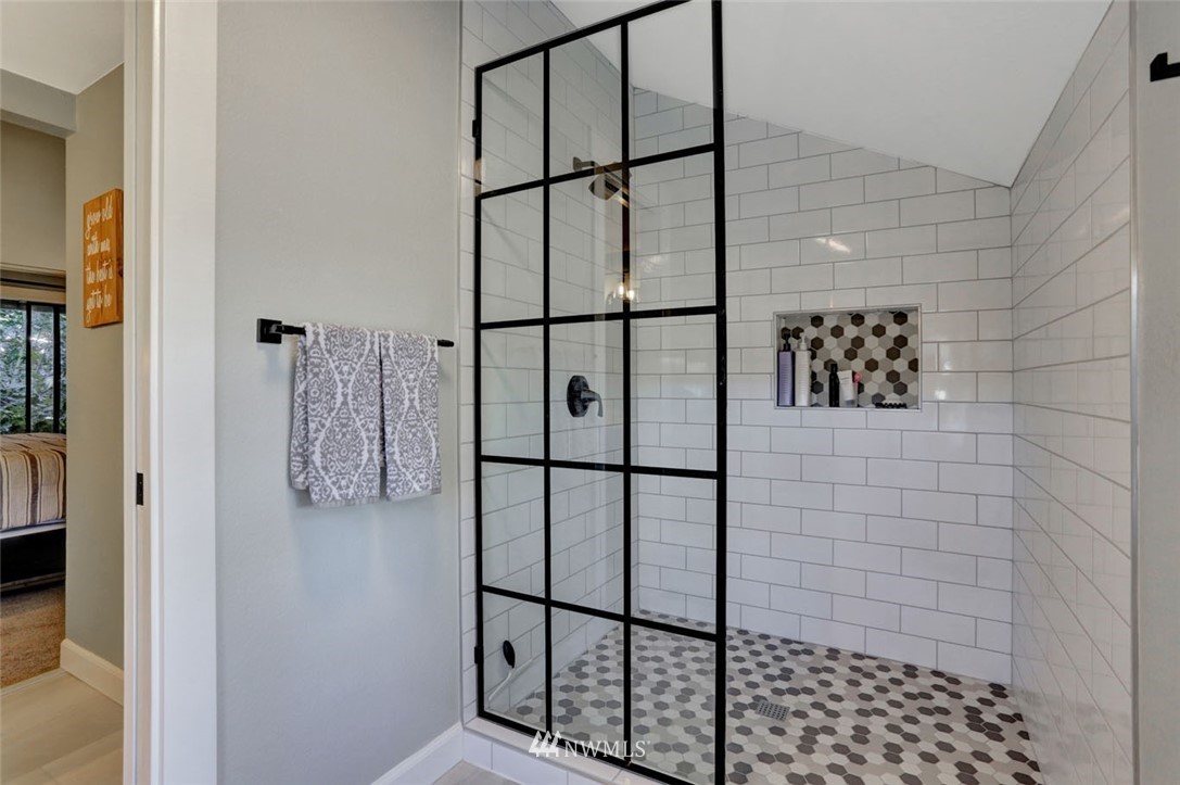 16007 Southeast 169th Place Renton, WA 98058 - Photo 25 of 37 Gallery Image 25