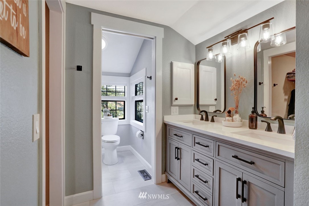 16007 Southeast 169th Place Renton, WA 98058 - Photo 26 of 37 Gallery Image 26
