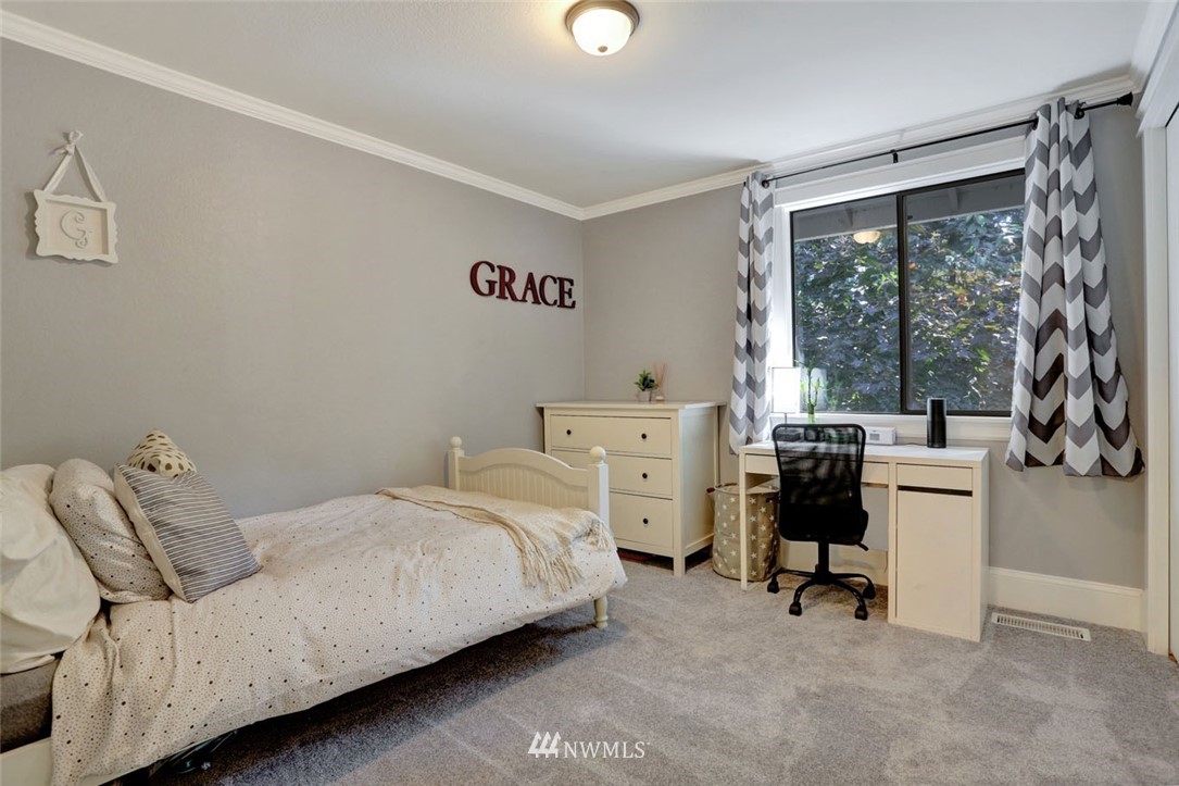 16007 Southeast 169th Place Renton, WA 98058 - Photo 27 of 37 Gallery Image 27