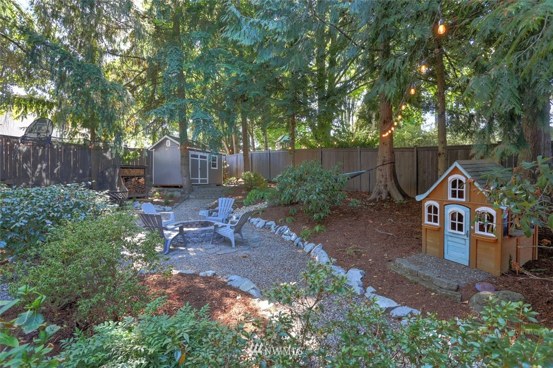 16007 Southeast 169th Place Renton, WA 98058 - Photo 32 of 37 Gallery Image 32