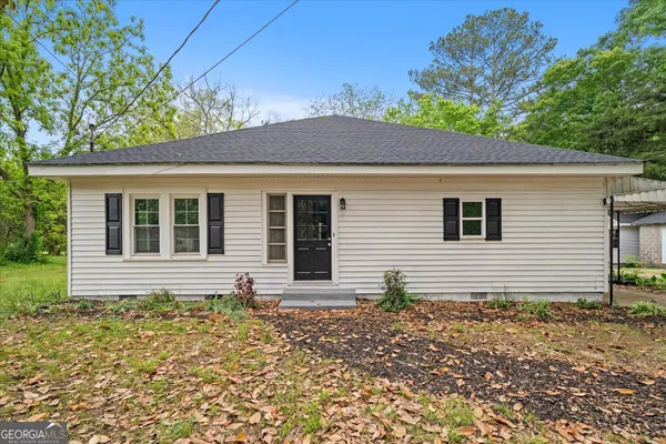 $1,850 | 734 West College Street, Bowdon, GA 30108