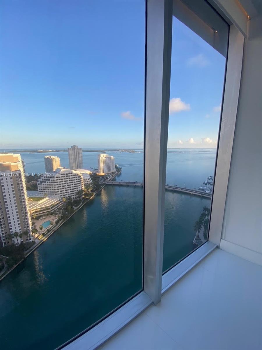 495 Brickell Avenue, Unit 2902 Miami, FL 33131 - Photo 14 of 30