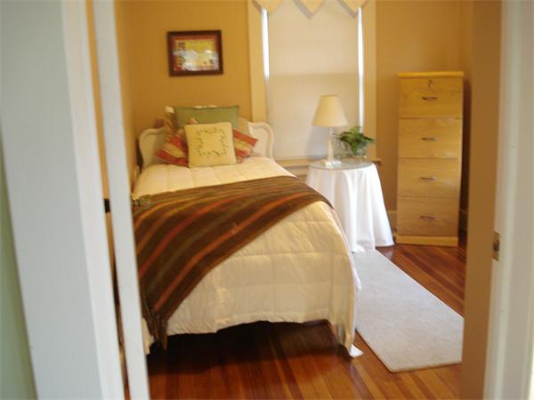 56 Rosella Street Springfield, MA 01118 - Photo 13 of 22 Gallery Image 13