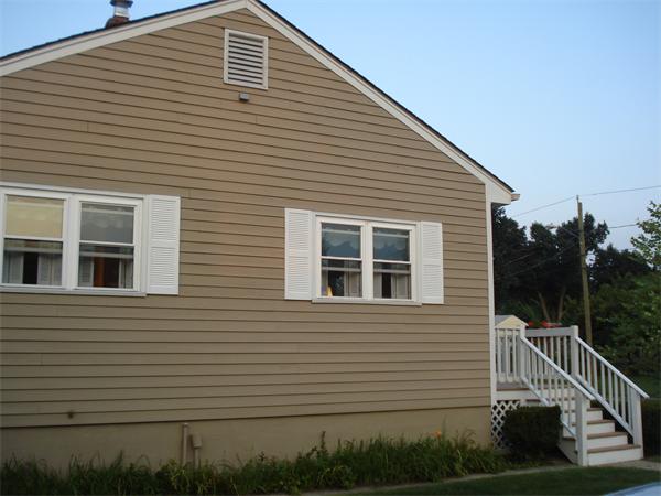 56 Rosella Street Springfield, MA 01118 - Photo 3 of 22 Gallery Image 3