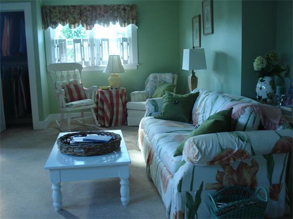 56 Rosella Street Springfield, MA 01118 - Photo 5 of 22 Gallery Image 5