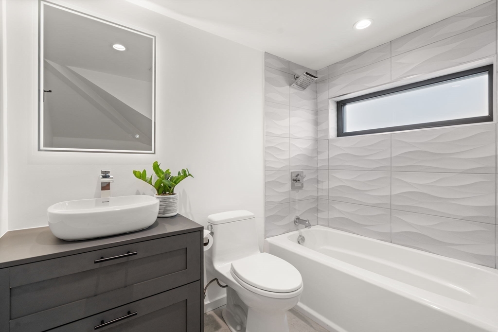 29 Hanson Road Newton, MA 02459 - Photo 28 of 36