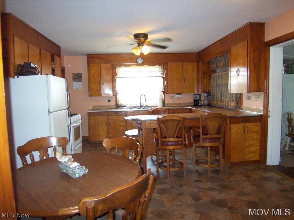 2212 Mount Carmel Rdg Road St. Marys, WV 26170 - Photo 5 of 6