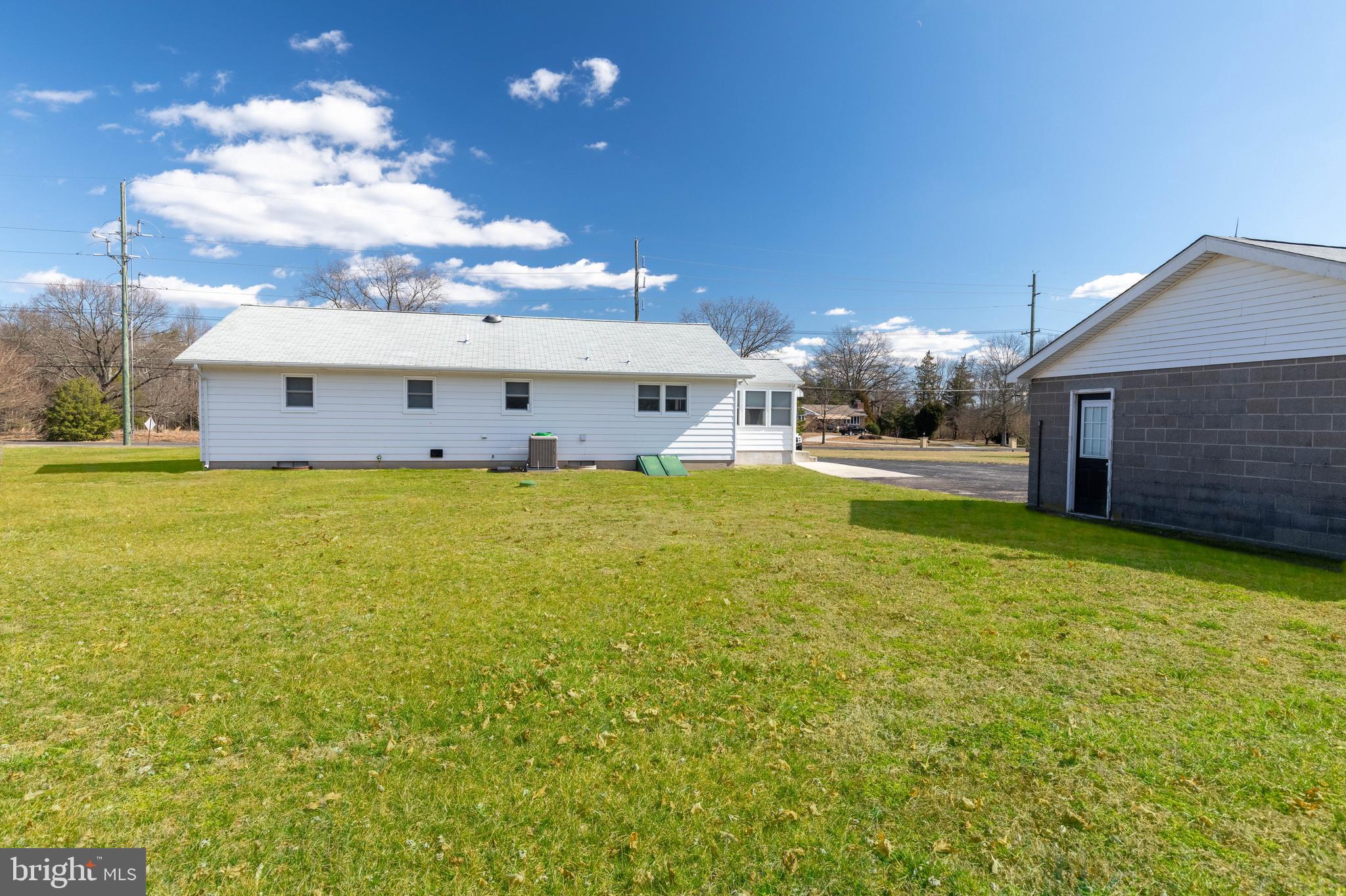 303 Eayrestown Road Southampton, NJ 08088 - Photo 15 of 18