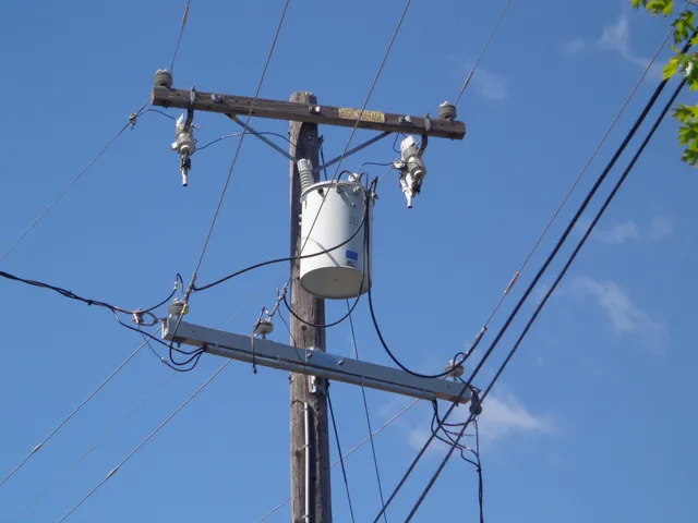 a view of a room with equipment