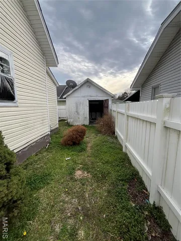 $69,999 | 700 Carleton Avenue, Caruthersville, MO 63830