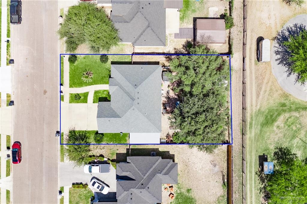 3006 Gabriel Street Mission, TX 78574 - Photo 15 of 34 an aerial view of a house with a yard