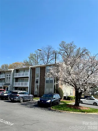 $208,000 | 1649 Arlyn Circle, Unit K, Charlotte, NC 28213