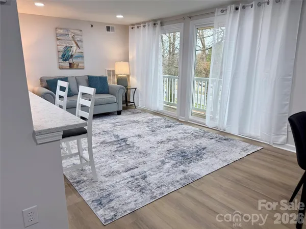 $208,000 | 1649 Arlyn Circle, Unit K, Charlotte, NC 28213