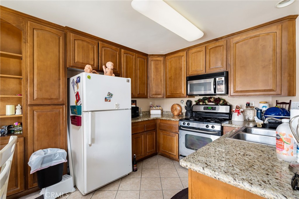 40900 Breezy Pass Road, Unit D Palm Desert, CA 92211 - Photo 15 of 61