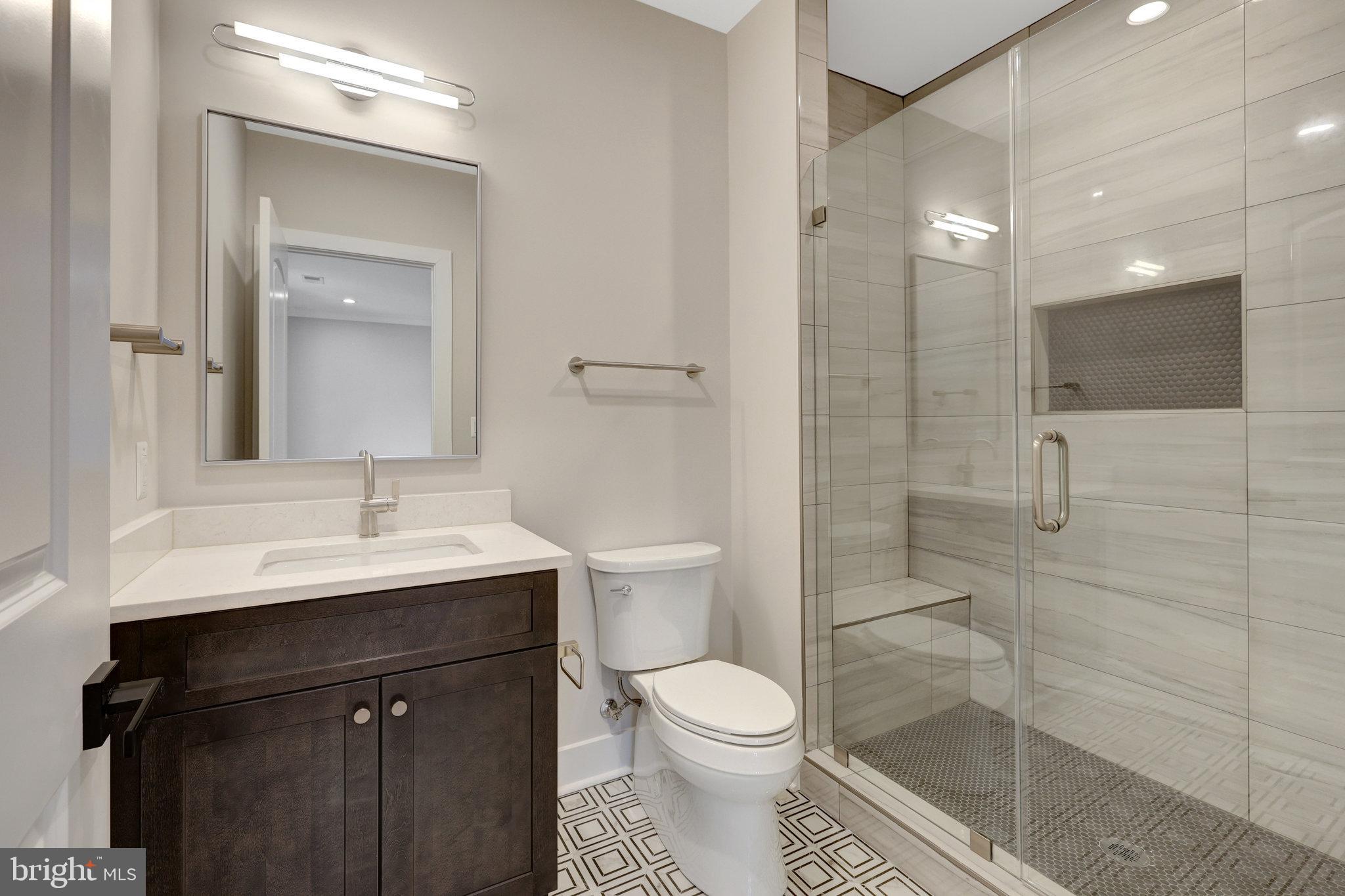 7916 Lewinsville Road McLean, VA 22102 - Photo 64 of 100 Bedroom with bathroom