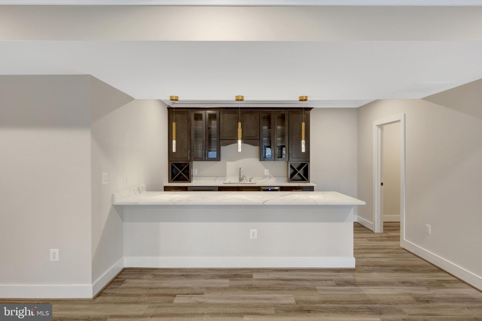 7916 Lewinsville Road McLean, VA 22102 - Photo 74 of 100 wet bar